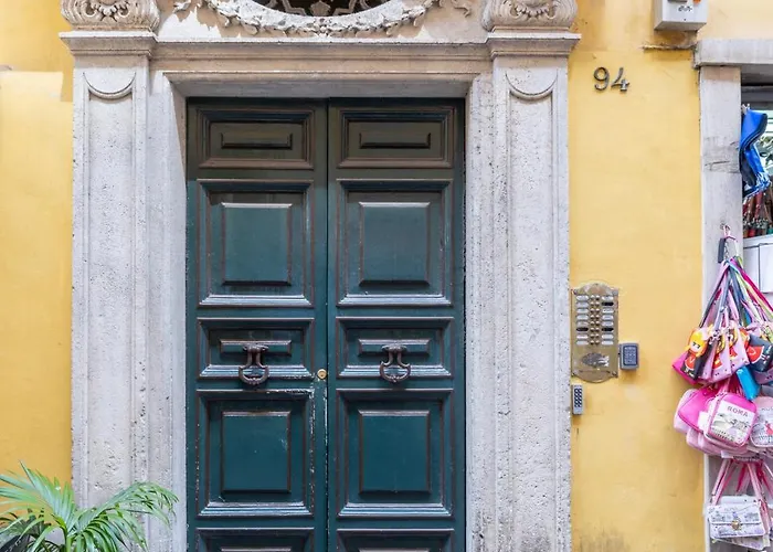 Maison Trevi Апартаменты *